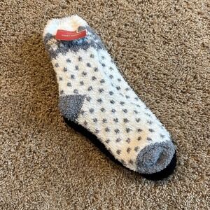 Holiday Cozy Socks 2 Pack Grey White Snowflake Polka Dot and Solid Black Fuzzy